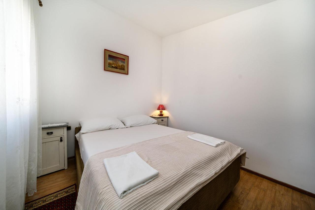 Ferienwohnung Marie I Nikola Krk Town Exterior foto
