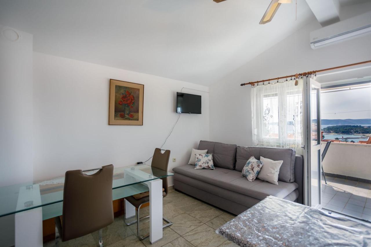 Ferienwohnung Marie I Nikola Krk Town Exterior foto